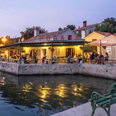 Apartments Ana Pogana Punta Križa 外观 照片