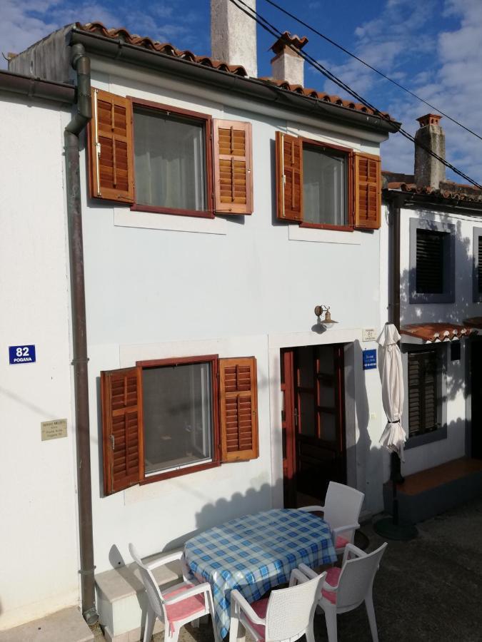 Apartments Ana Pogana Punta Križa 外观 照片
