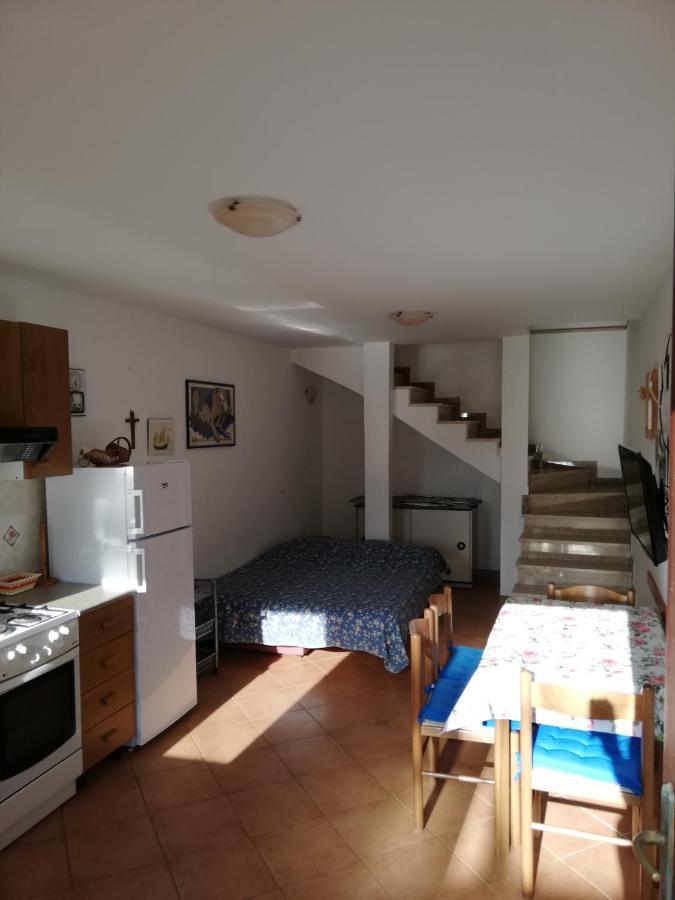 Apartments Ana Pogana Punta Križa 外观 照片