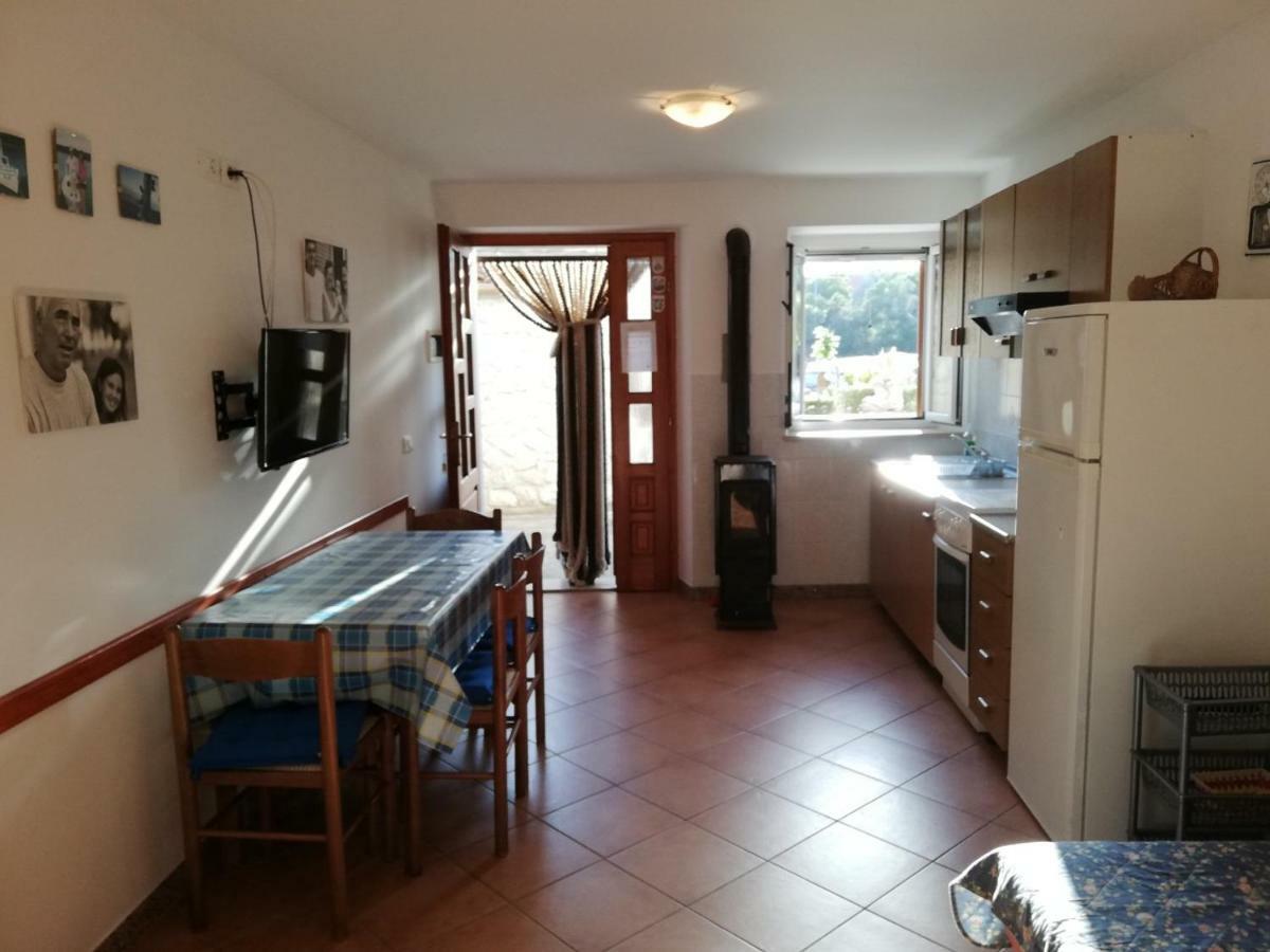 Apartments Ana Pogana Punta Križa 外观 照片