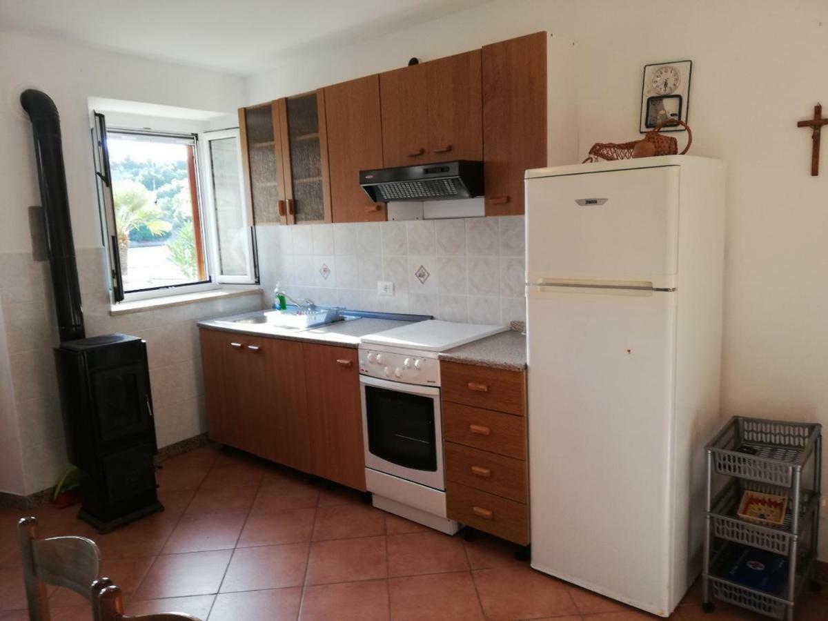 Apartments Ana Pogana Punta Križa 外观 照片